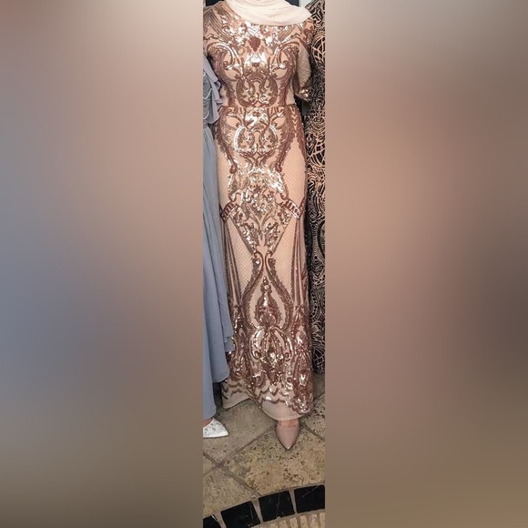 Betsy & Adam Sequin Gown - Picture 6 of 8